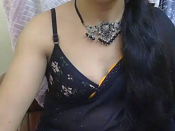 Lovely_Manvi