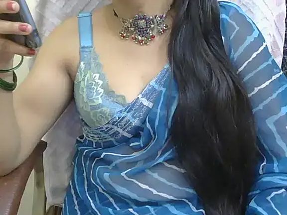 Lovely_Manvi