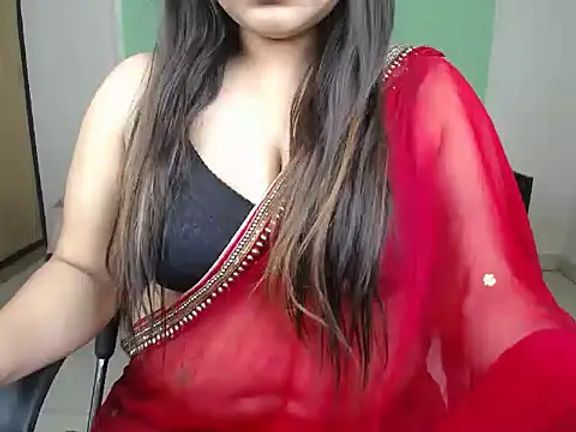 Curvyy_quee