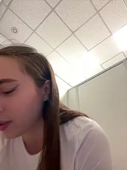 Holly_Play