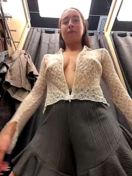 Holly_Play