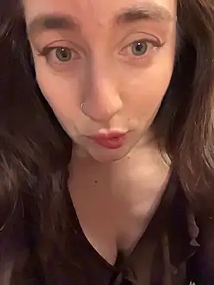 Holly_Play