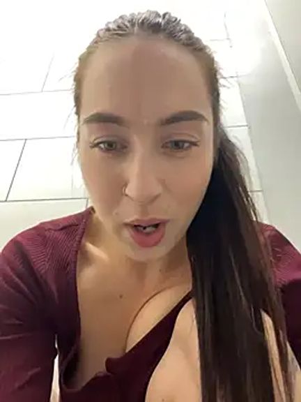 Holly_Play