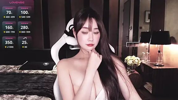 Aurora_-77