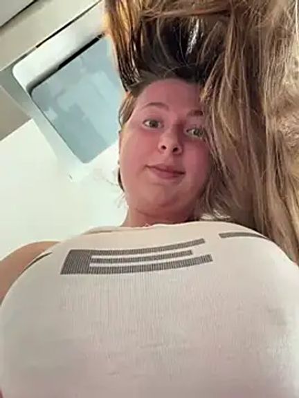 curvyflawless