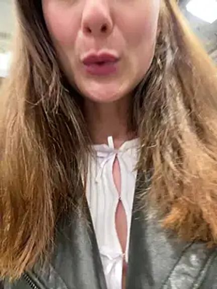 Dina_Tease