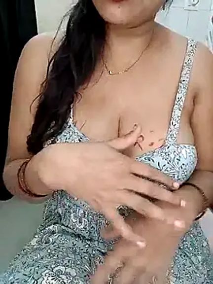 kaamuk_shweta