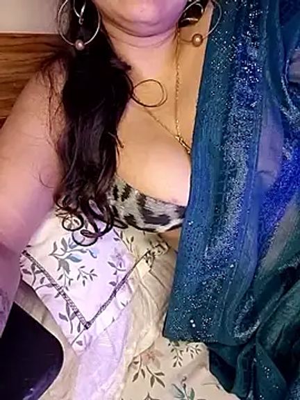 kaamuk_shweta