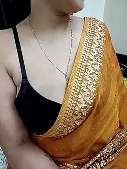 kaamuk_shweta