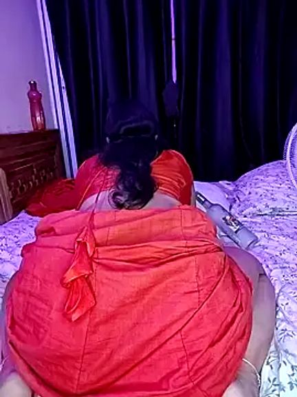 kaamuk_shweta