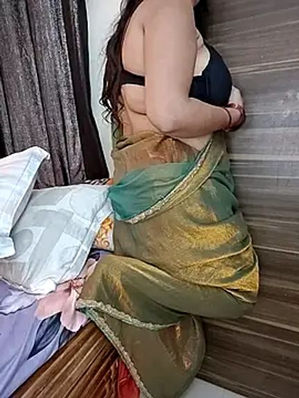 kaamuk_shweta