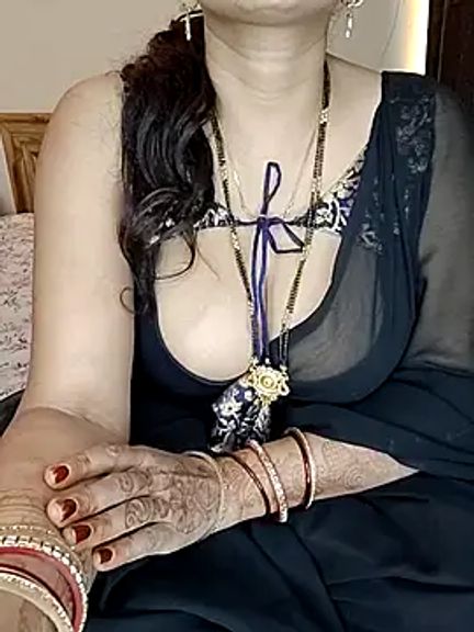 kaamuk_shweta