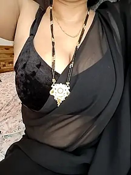 kaamuk_shweta
