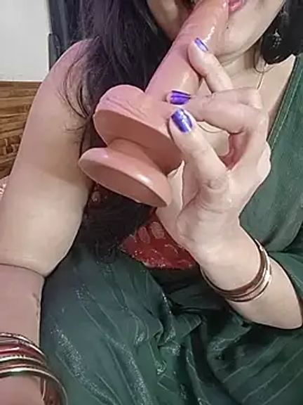kaamuk_shweta