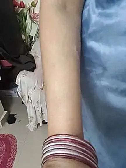 kaamuk_shweta