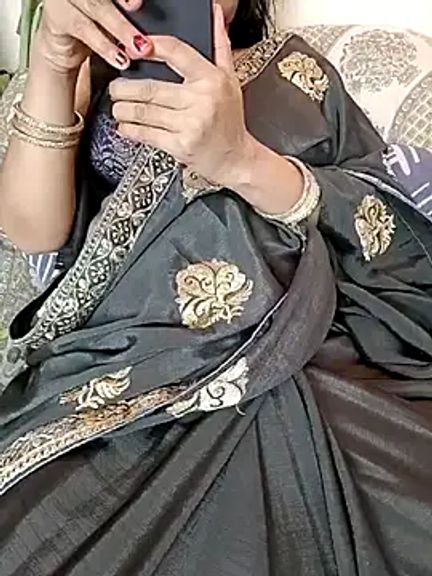 kaamuk_shweta