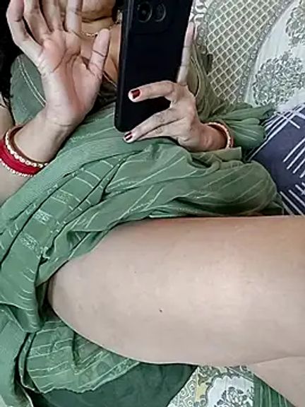 kaamuk_shweta