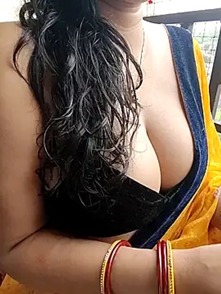 kaamuk_shweta