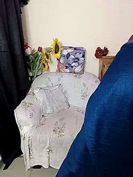 kaamuk_shweta