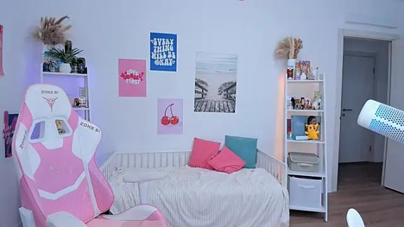 Lily_Young
