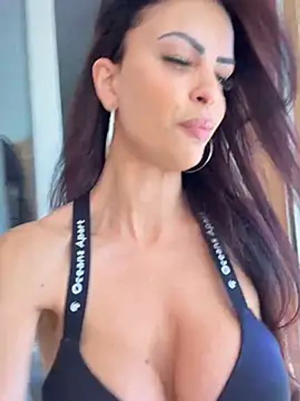 Helena_Karel
