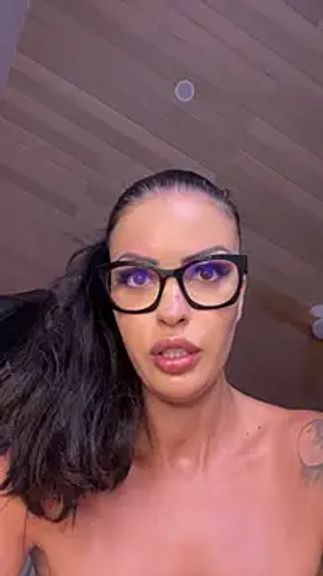 Helena_Karel