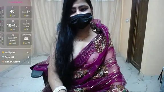 NAUGHTY_Niya