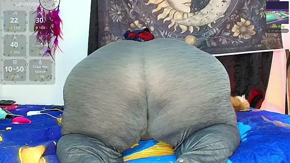 MANDY_BIG_BOOT