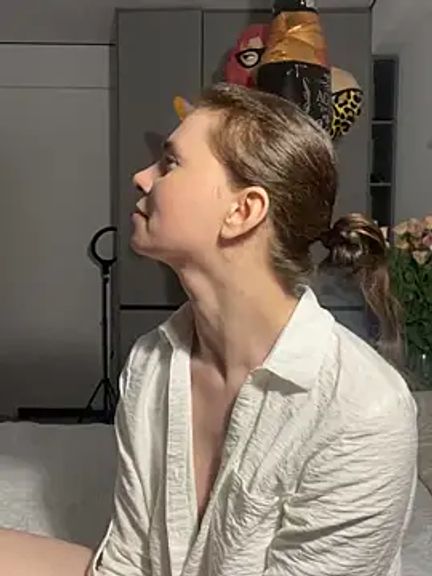 CurlyLara