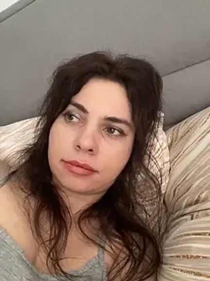 CurlyLara