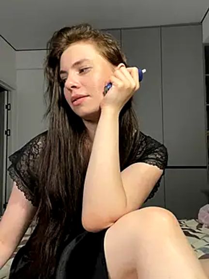 CurlyLara