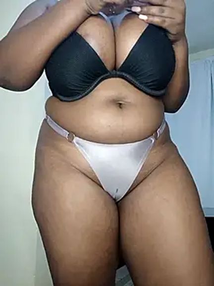 suckmyboobs12_