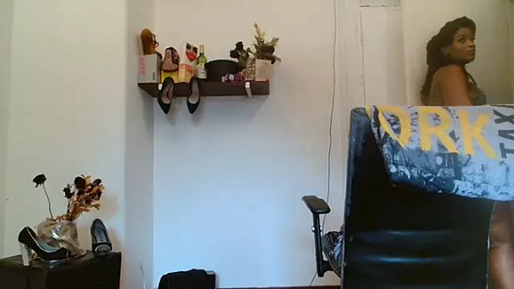 xTALLSEXYBUMx