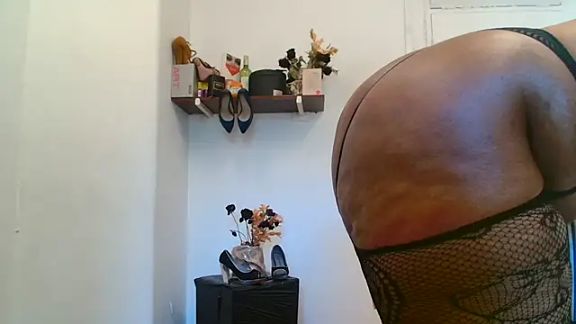 xTALLSEXYBUMx