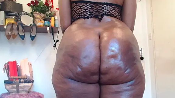 xTALLSEXYBUMx