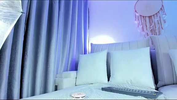 Deni_rose