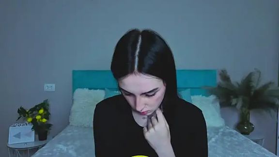 Little_moly999
