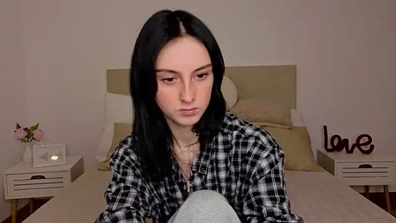 Little_moly999