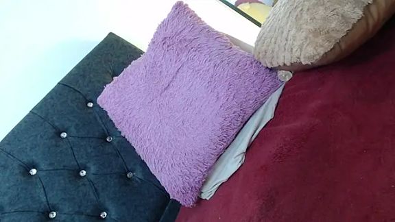 Isabela_cameron_vn