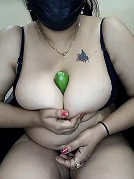 Monica_5080