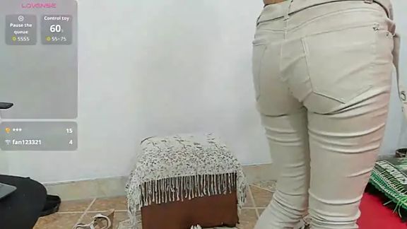 Latin_Mature975