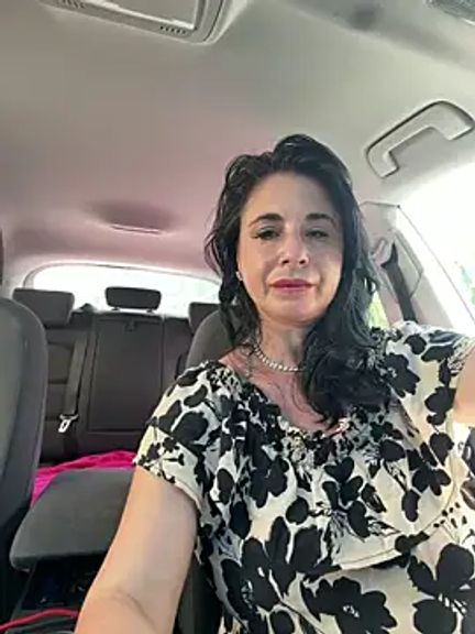 Eva_Pearl