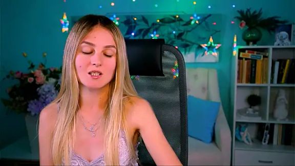 DeboraLarson