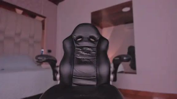 Emmily_Savage