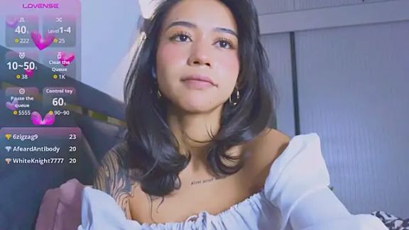 Mia_Tin