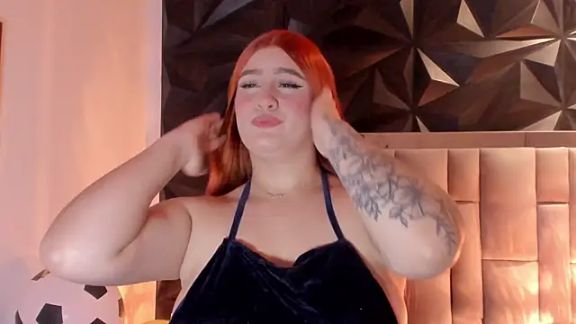 megan_whitee__