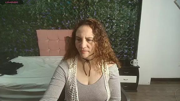 MiaVelvett_