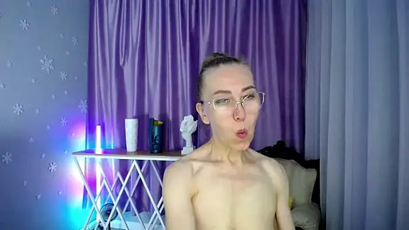 queen_a_n_i