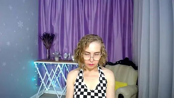 queen_a_n_i
