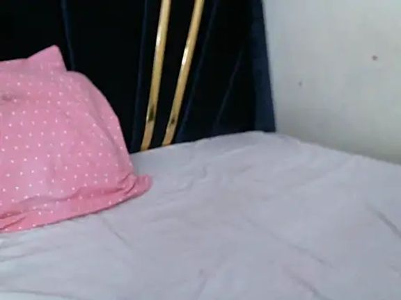 petite_12